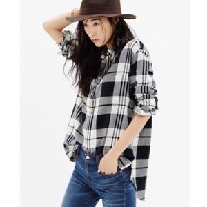 Madewell • Oversized Flannel Boyshirt in Plaid